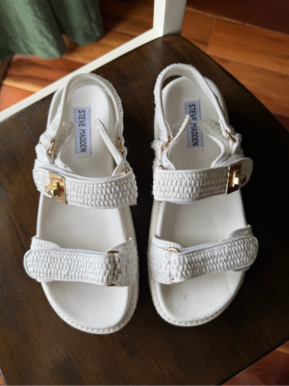 Steve Madden Cream Woven Platform Slide Sandals with Gold Accent - Picture 4 of 6